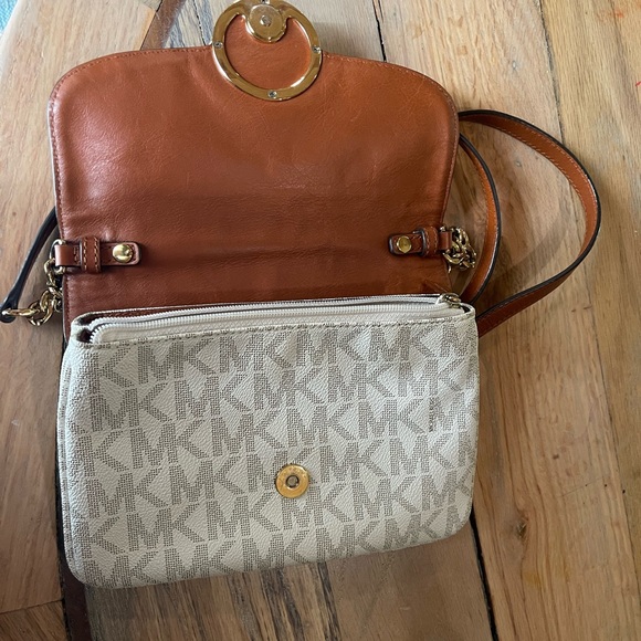 Michael Kors MK Monogram Fulton Crossbody - Picture 8 of 14